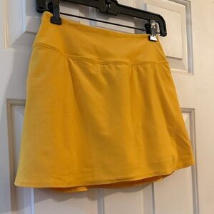 Beyond Yoga Spacedye Movement Skirt Skort in Sunflower Heather Yellow, sz Small
